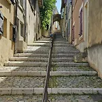 La Pepite Du Centre Historique - 7 Minutes A Pied De La Gare - 1er Etage - Netflix アパート
