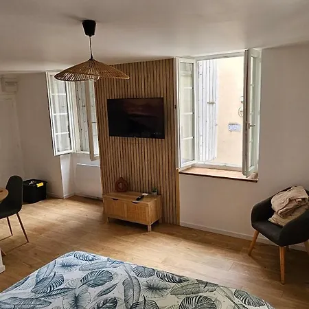 La Pepite Du Centre Historique - 7 Minutes A Pied De La Gare - 1er Etage - Netflix Valence (Drome)