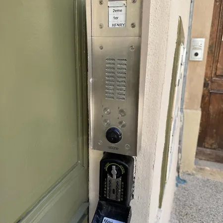 La Pepite Du Centre Historique - 7 Minutes A Pied De La Gare - 1er Etage - Netflix Valence (Drome)