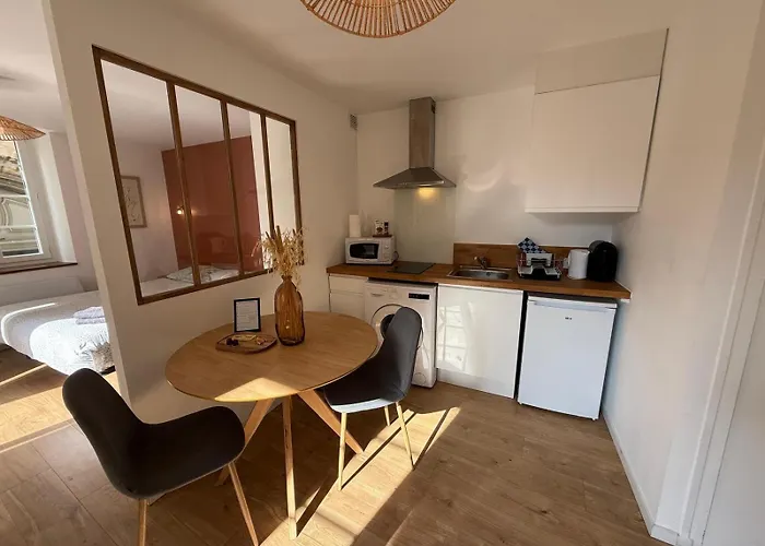 La Pepite Du Centre Historique - 7 Minutes A Pied De La Gare - 1er Etage - Netflix Διαμέρισμα Βαλένς