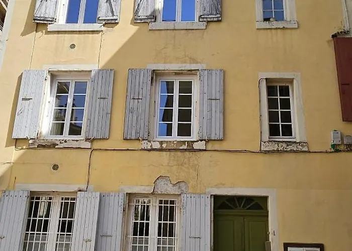 La Pepite Du Centre Historique - 7 Minutes A Pied De La Gare - 1er Etage - Netflix Apartment *