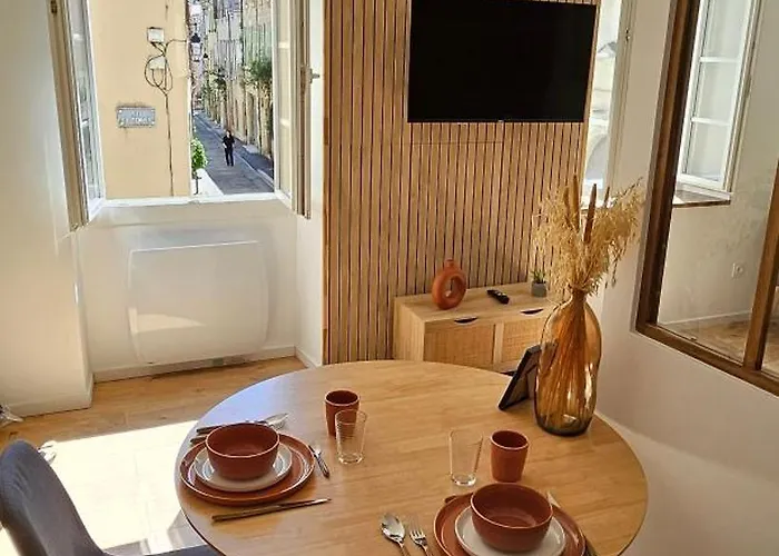 La Pepite Du Centre Historique - 7 Minutes A Pied De La Gare - 1er Etage - Netflix Διαμέρισμα Βαλένς