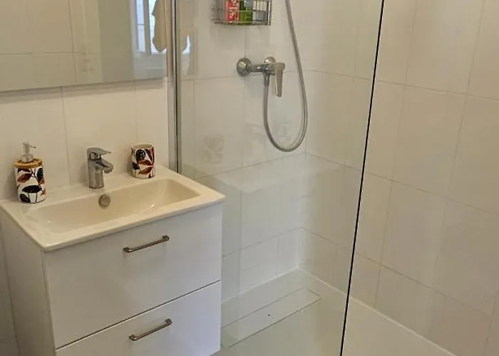 La Pepite Du Centre Historique - 7 Minutes A Pied De La Gare - 1er Etage - Netflix * Βαλένς